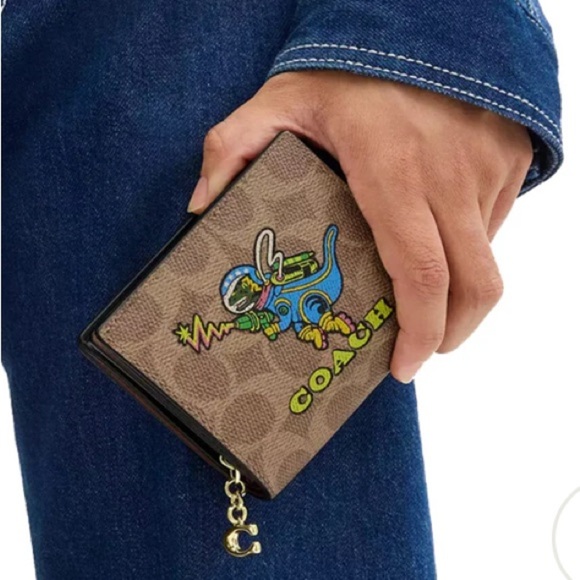 Coach Cosmic Coach Snap Wallet In Signature Canvas With Rexy Print in Tan - Picture 4 of 10